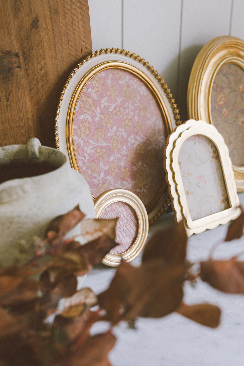 Cream Gold Oval Photo Frame