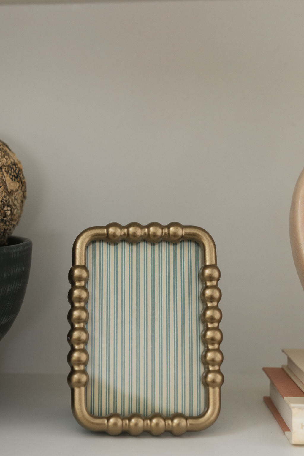 Beaded Edge Photo Frame